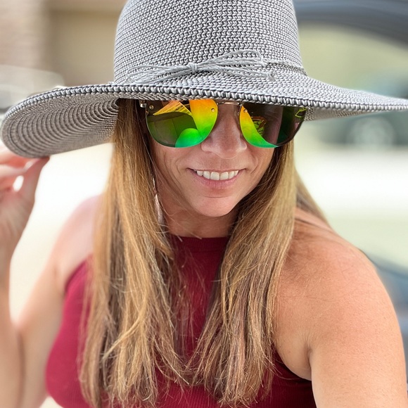 Introduction to me!  I love Style! - Picture 3 of 5